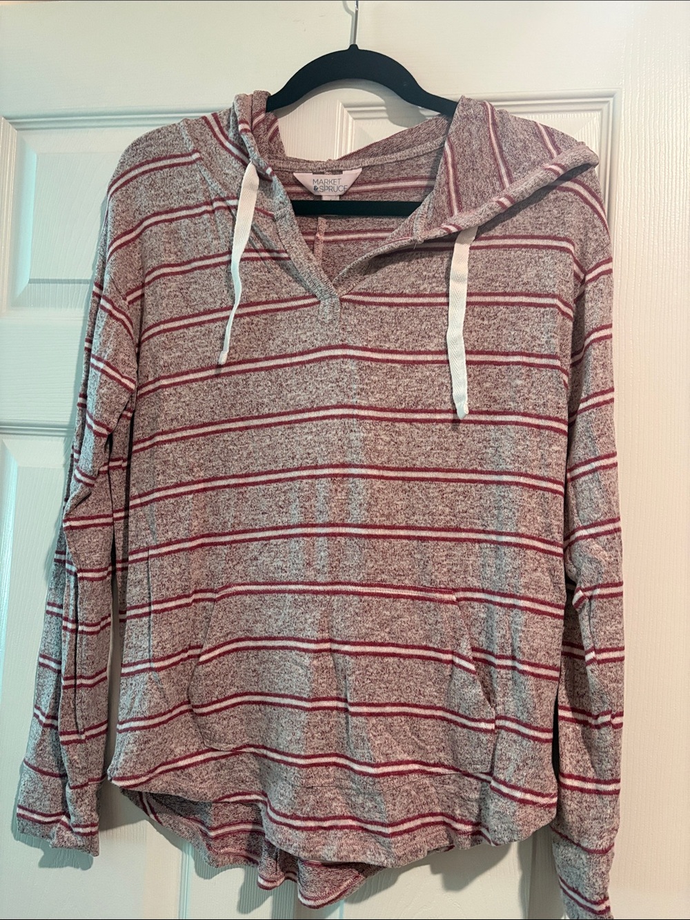 Market & Spruce Sweatshirt